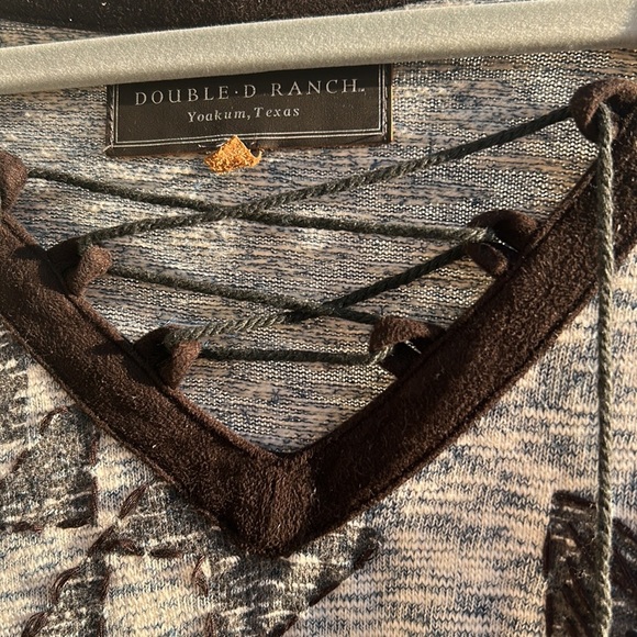 Double D Ranch Tunic - Picture 3 of 8